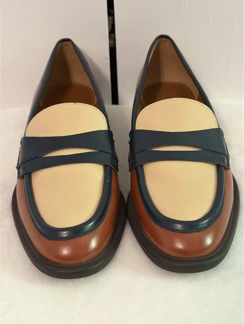 NWOT Franco Sarto Edith Almond Toe Penny Loafers Size 6.5M Biscuit Brown Navy